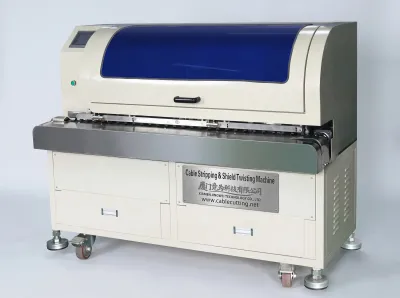 Automatisk kabelaftræknings- og skjoldbørstemaskine CS-BST007