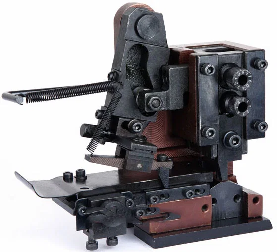 Radial terminalform, OTP terminal krimpmaskine-die, OTP krimpform, terminal krimpeapplikator med blade, JST terminalkrimpemaskine, OTP U-formet form, terminalmaskineapplikator, OTP-form, OTP terminalform, terminalapplikator, OTP-form, horisontale og vertikale krimpforme, terminalapplikator, matrice, OTP-form, horisontale og vertikale krimpforme 