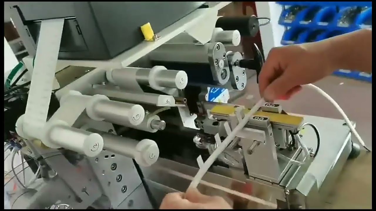 Desktop Wire Flag Labeling Machine til Wire Harness - Effektiv Label Foldning