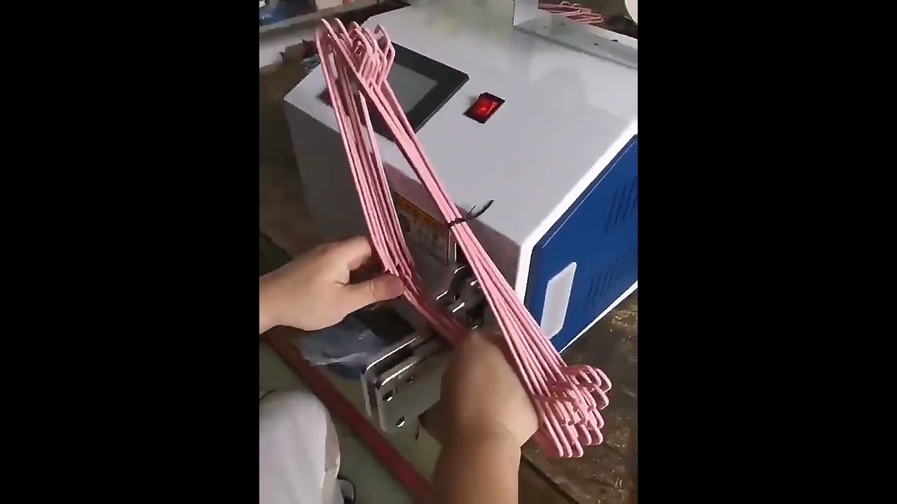 Fabriksleveret halvautomatisk twist tie-maskine til brød, slik, poser, ledninger og kabler